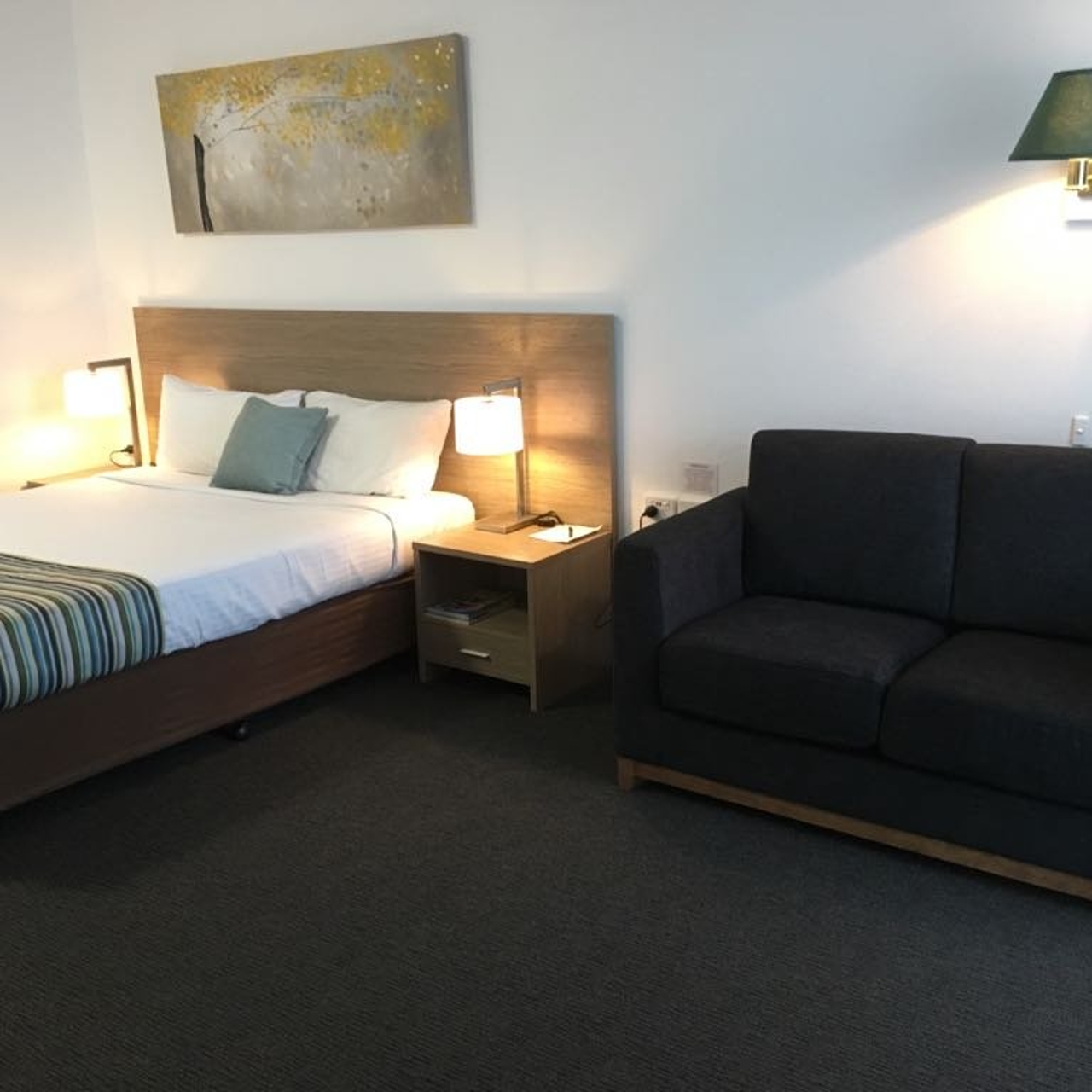 Mid City Motor Inn Singleton 4 Hrs Star Hotel In Singleton State Of New South Wales
