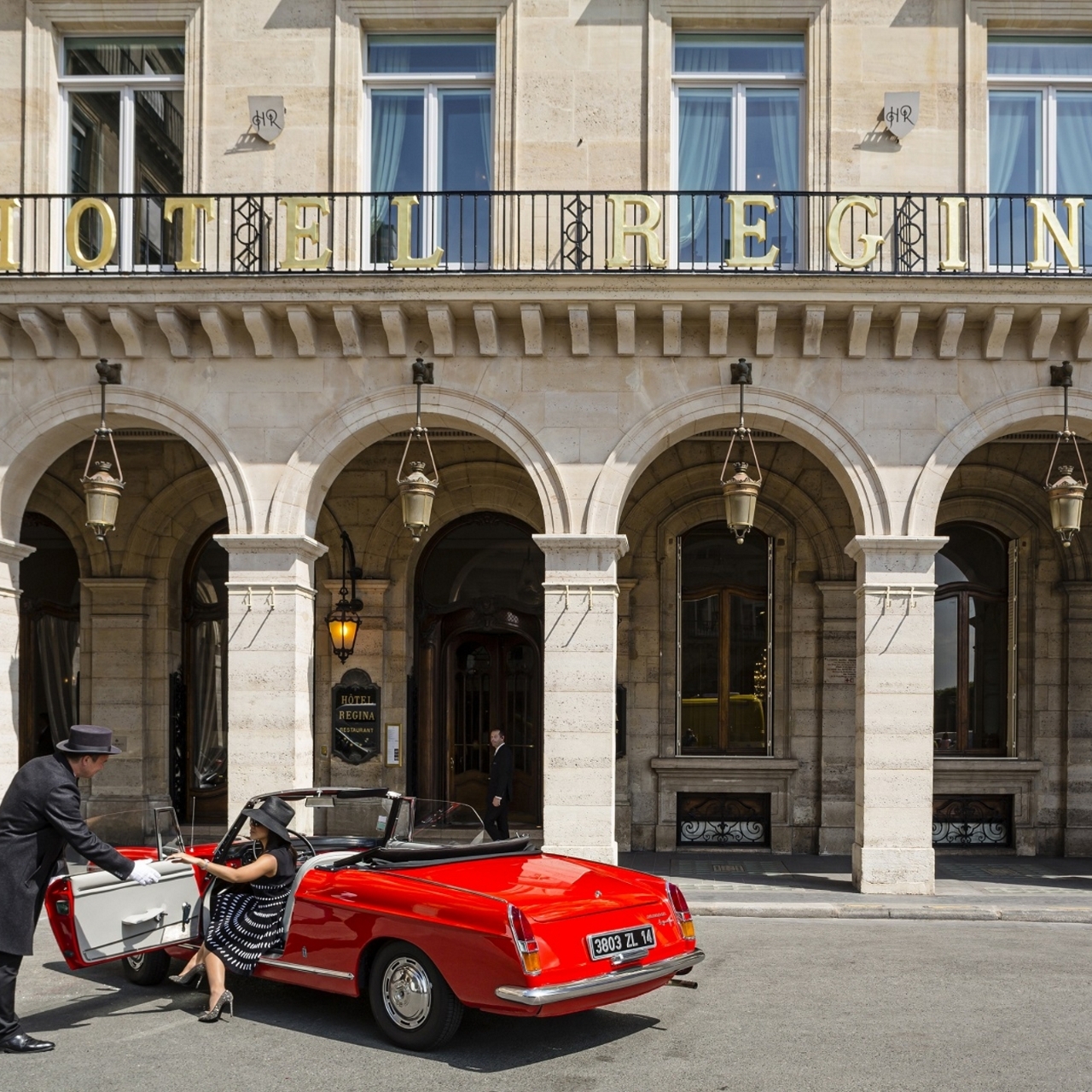 Hotel Regina Louvre Lvx 4 Hrs Star Hotel In Paris Ile De France