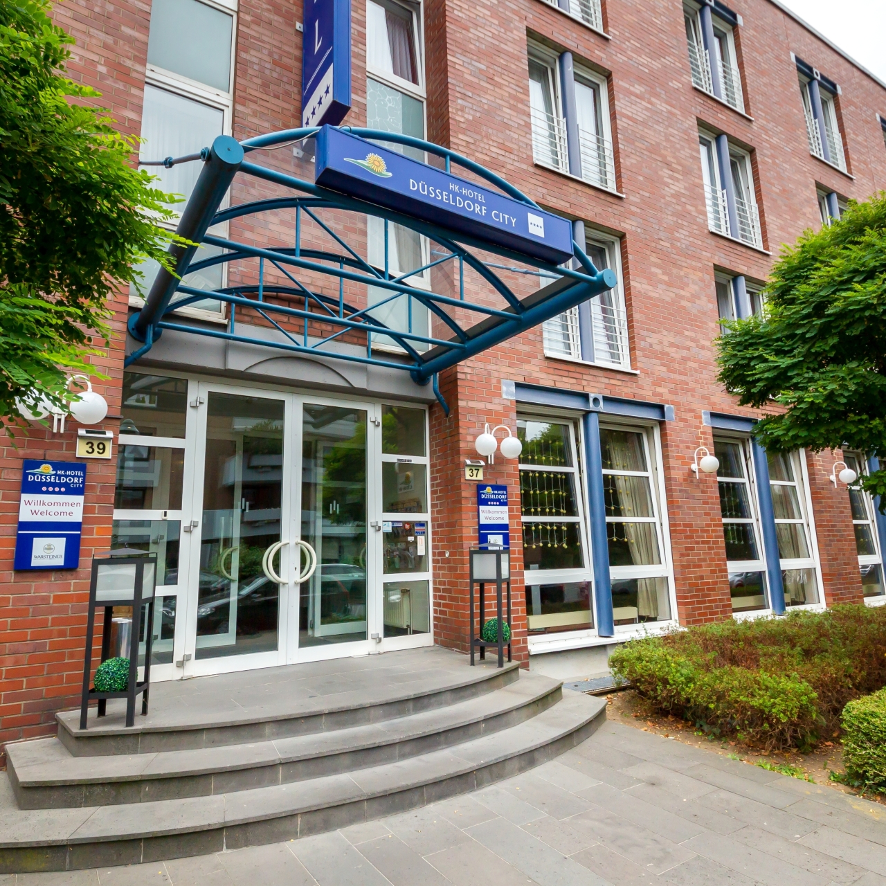 Hk Hotel Dusseldorf City 4 Hrs Star Hotel In Dusseldorf North Rhine Westphalia