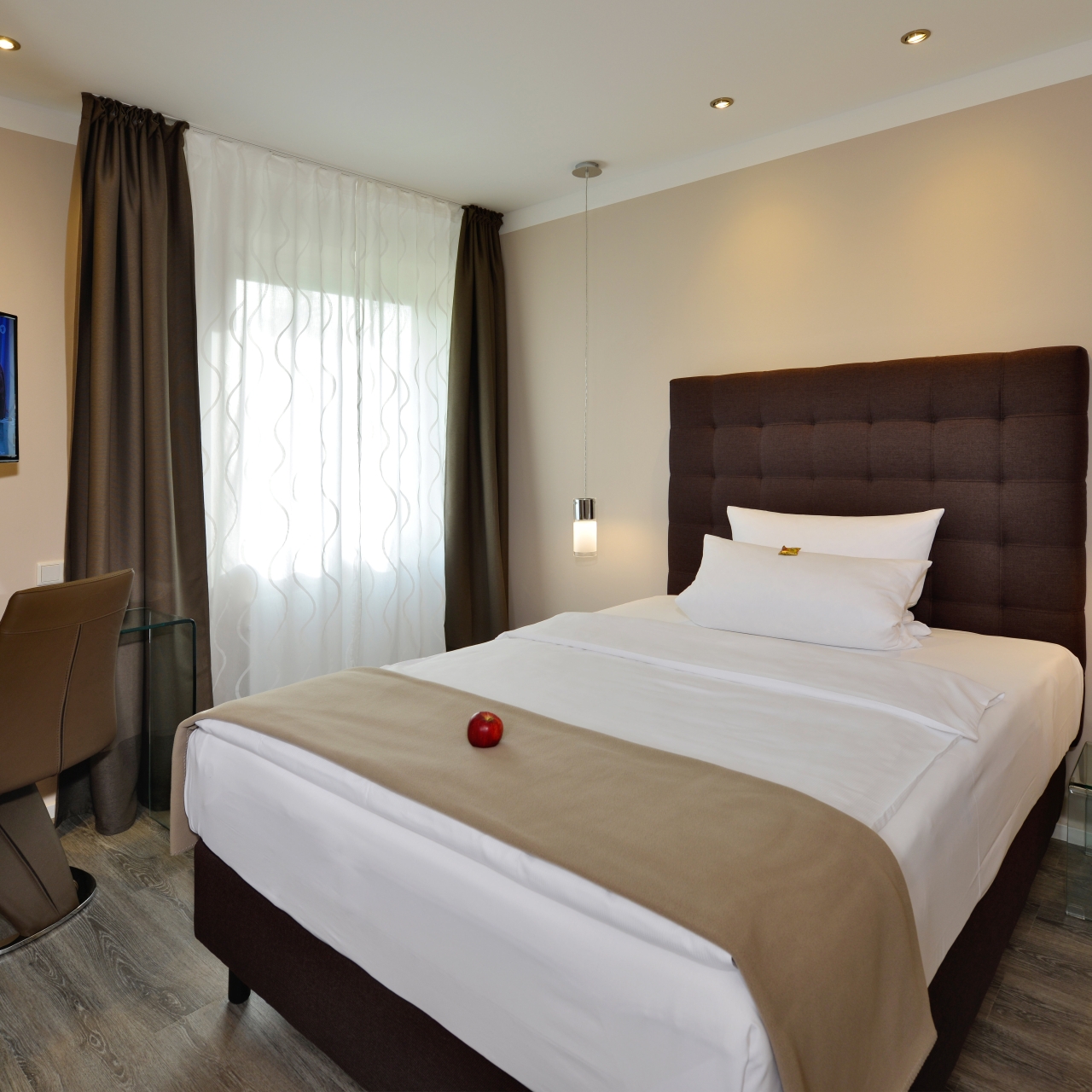 Hotel Haus Kronenthal 3 Hrs Star Hotel In Ratingen North Rhine