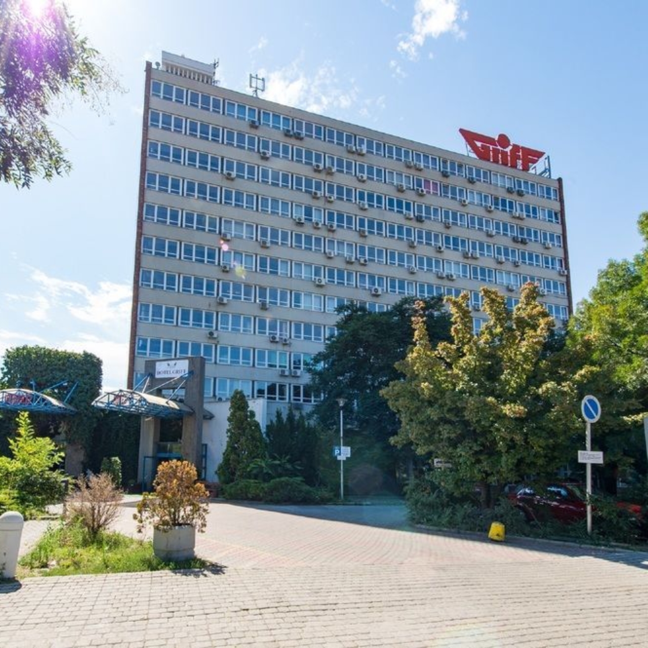 Hotel Griff 3 Hrs Star Hotel In Budapest Budapest