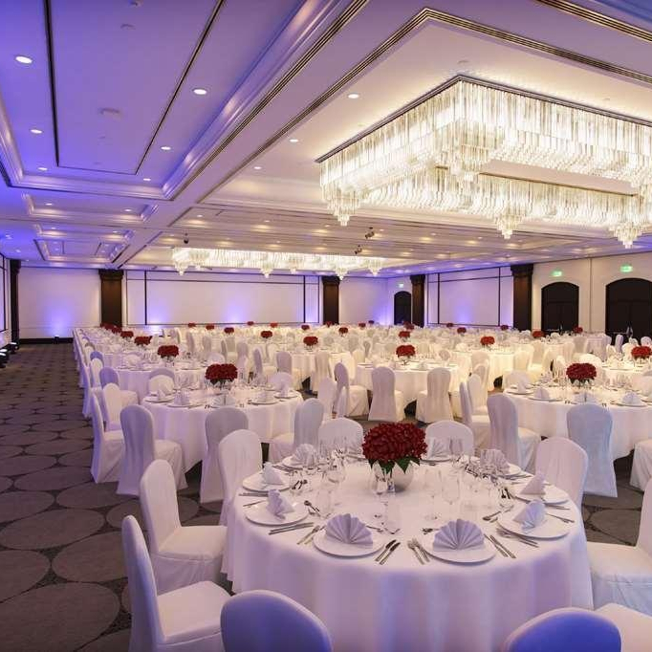 Hilton Paris Charles De Gaulle Airport, Roissy-en-France – Updated 2022  Prices