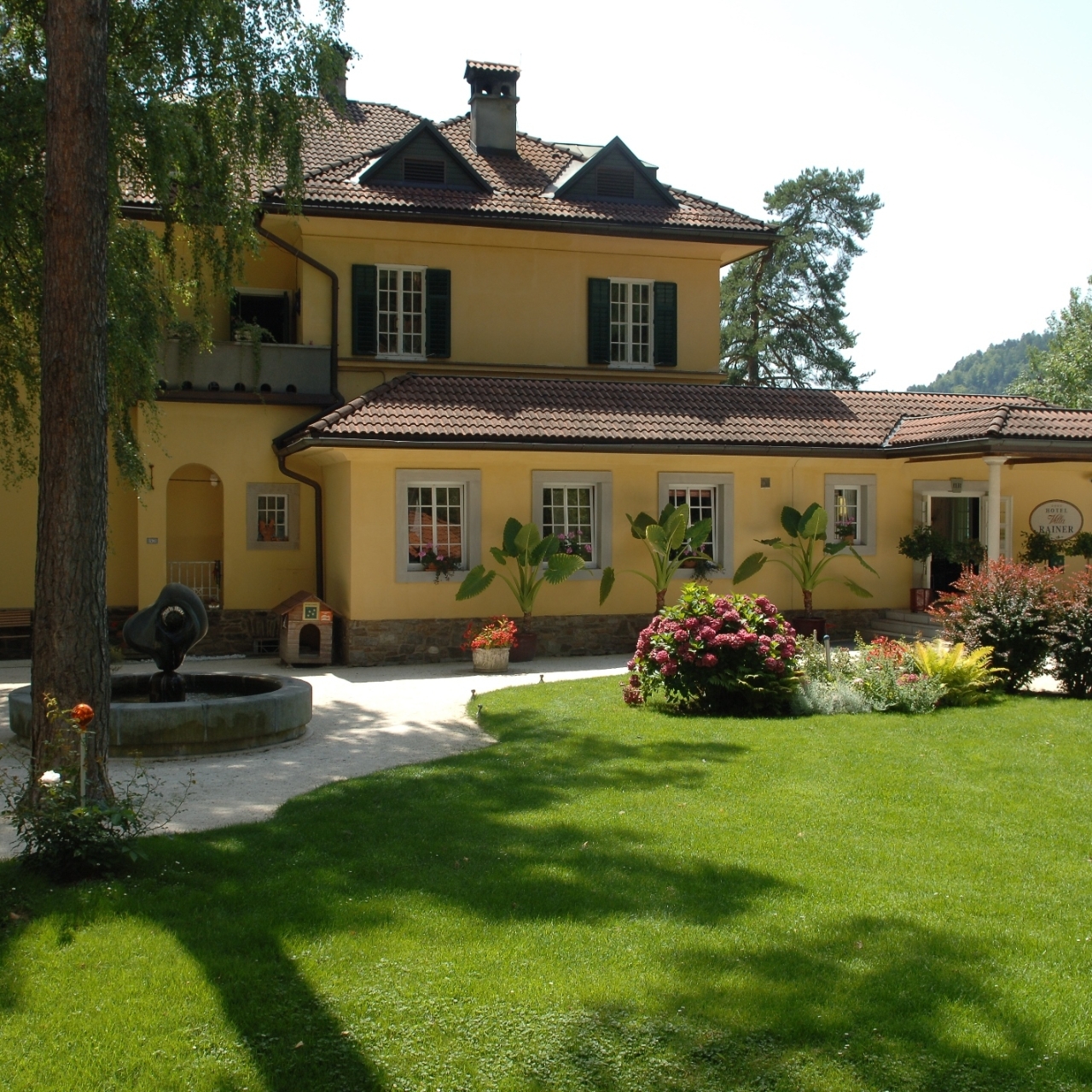 Hotel Villa Rainer 4 Hrs Star Hotel In Portschach Am Worthersee