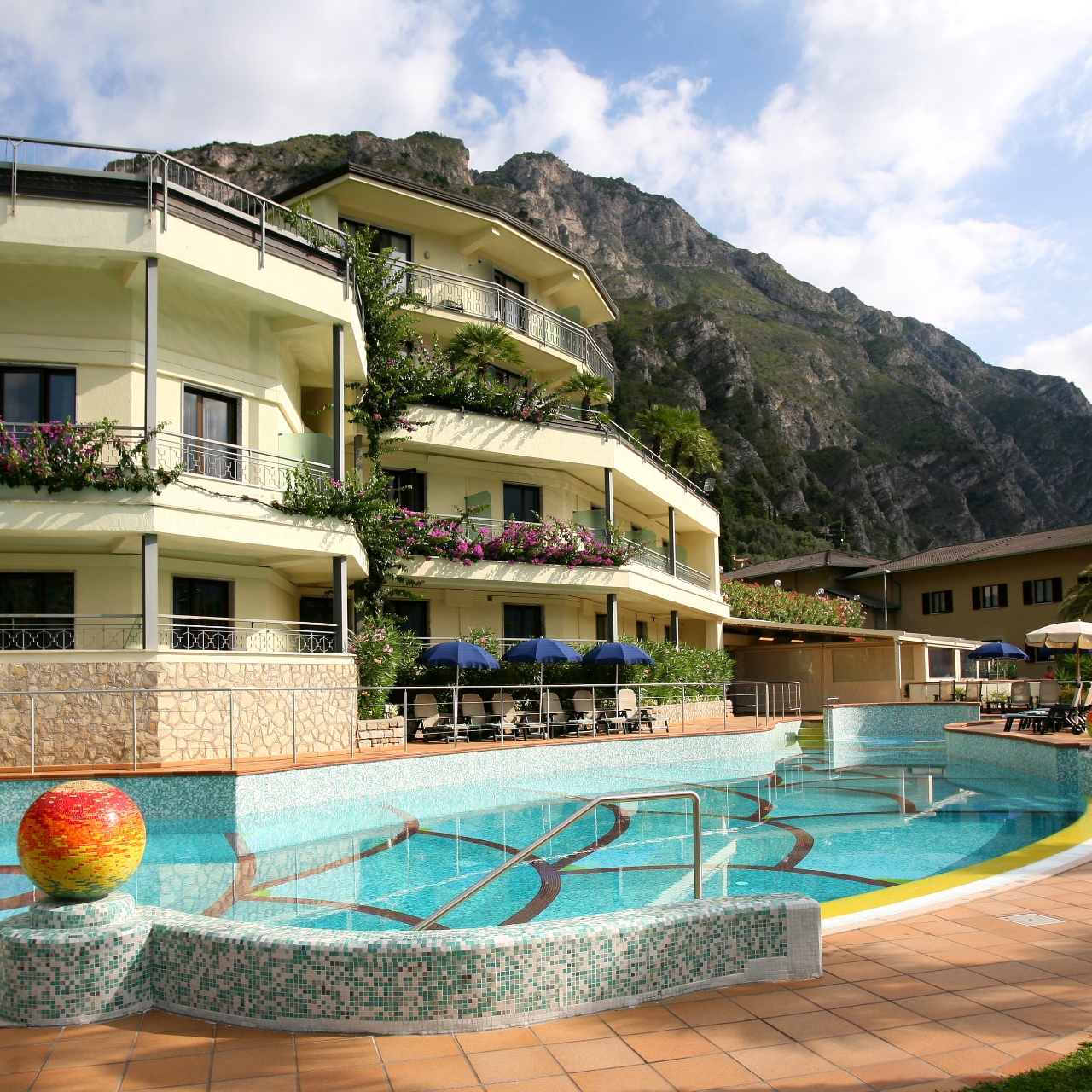 Limone Sul Garda Lombardy Italie Europa Hrs