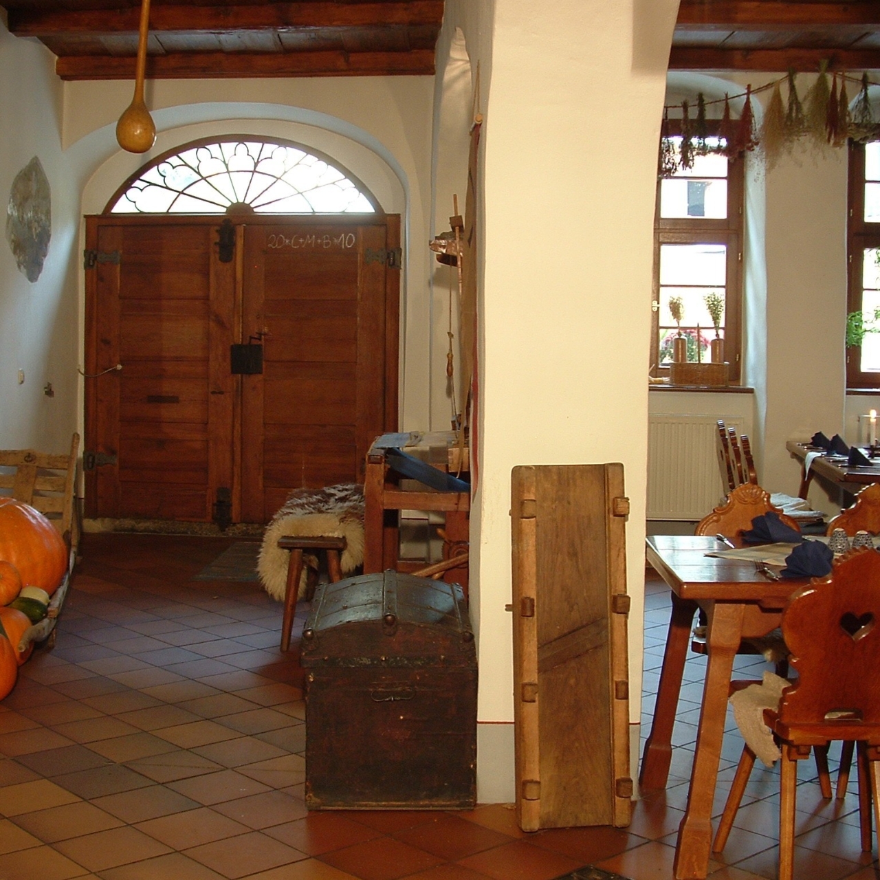 hotel dreibeiniger hund saxony at hrs with free services