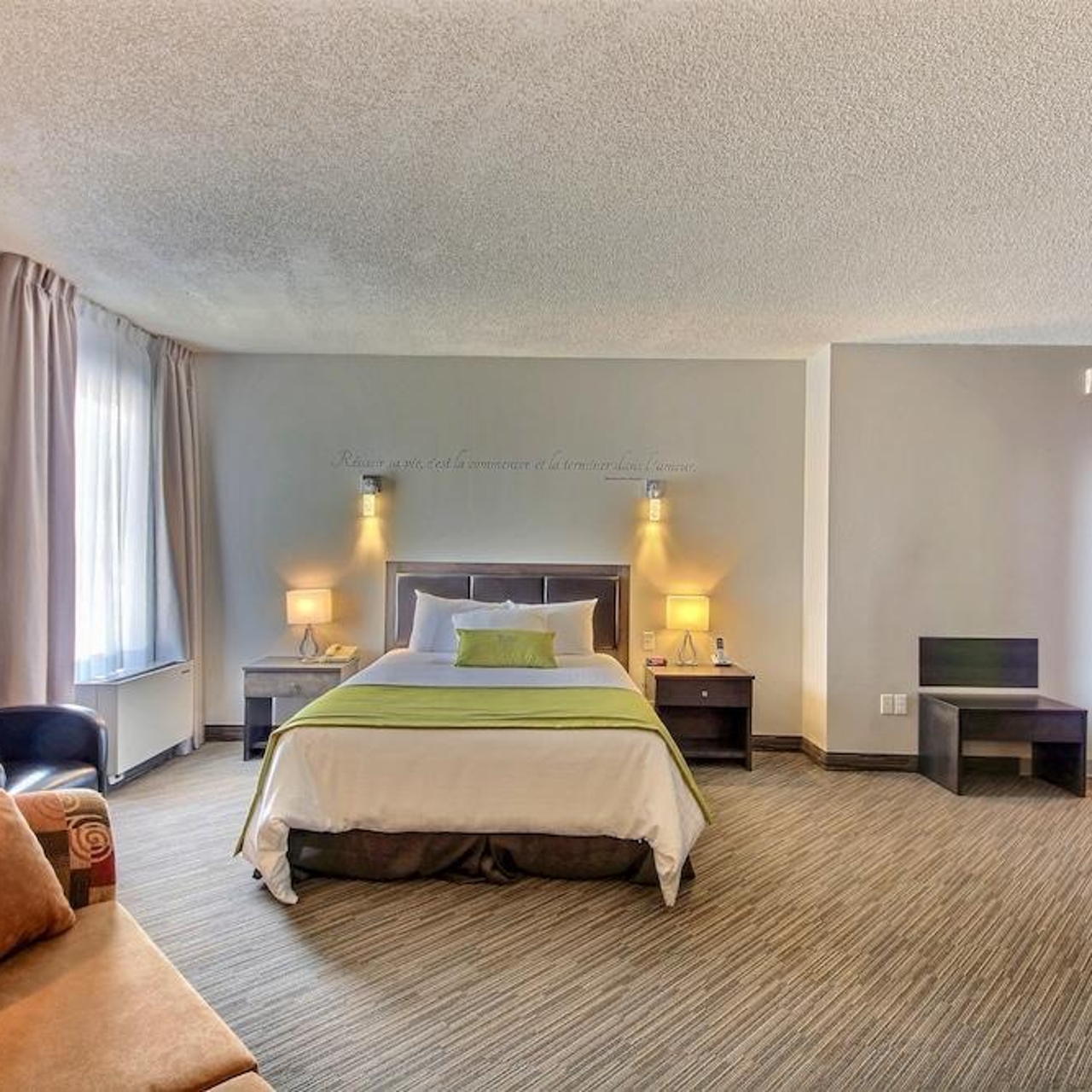 Hotel Du Jardin 4 Hrs Star Hotel In Saint Felicien Quebec A business person, a young couple or a family with little children. hrs