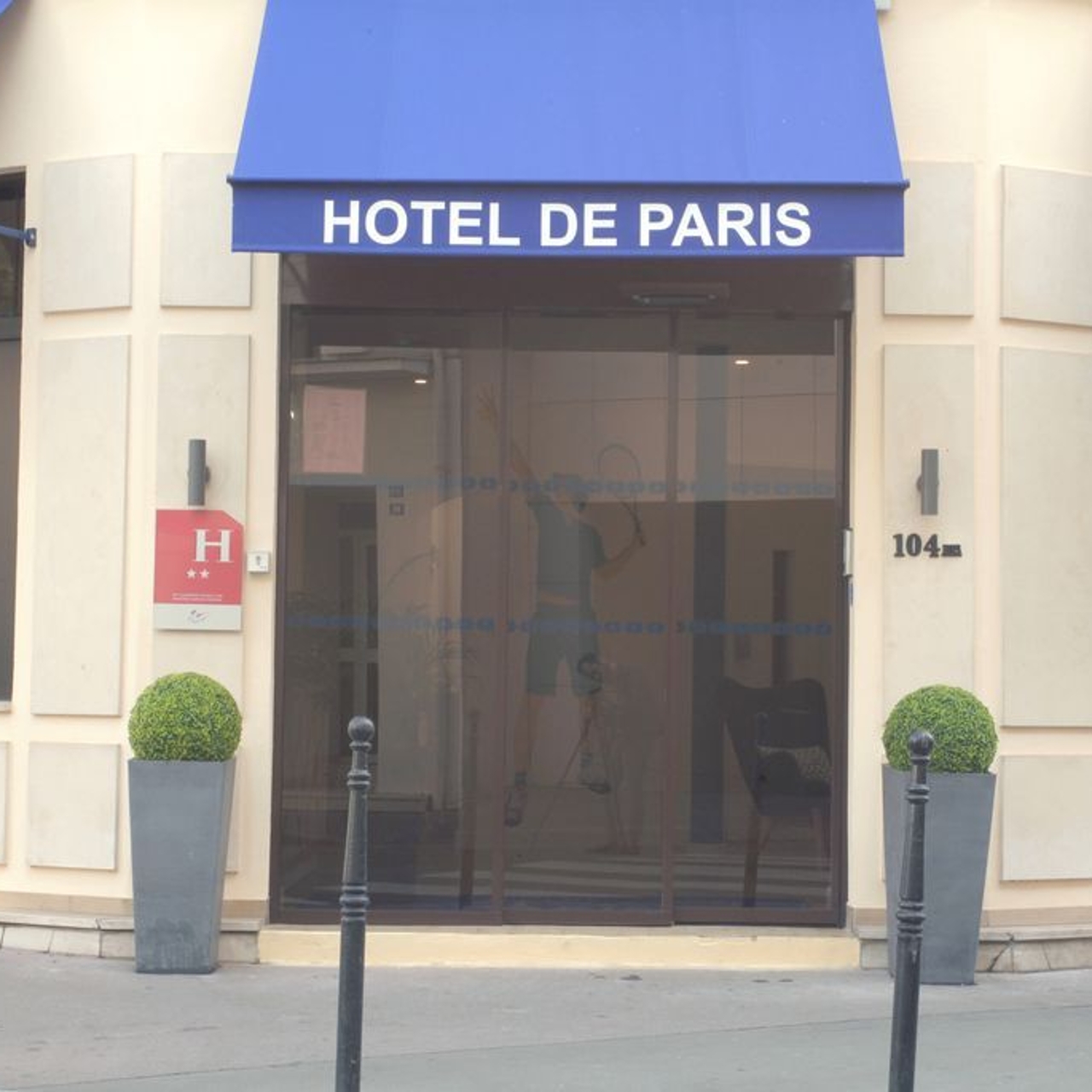 Hotel de Paris - 3 HRS star hotel in Boulogne-Billancourt (Île-de-France) Hotel de Paris - 3 HRS star hotel in Boulogne-Billancourt (Île-de-France)