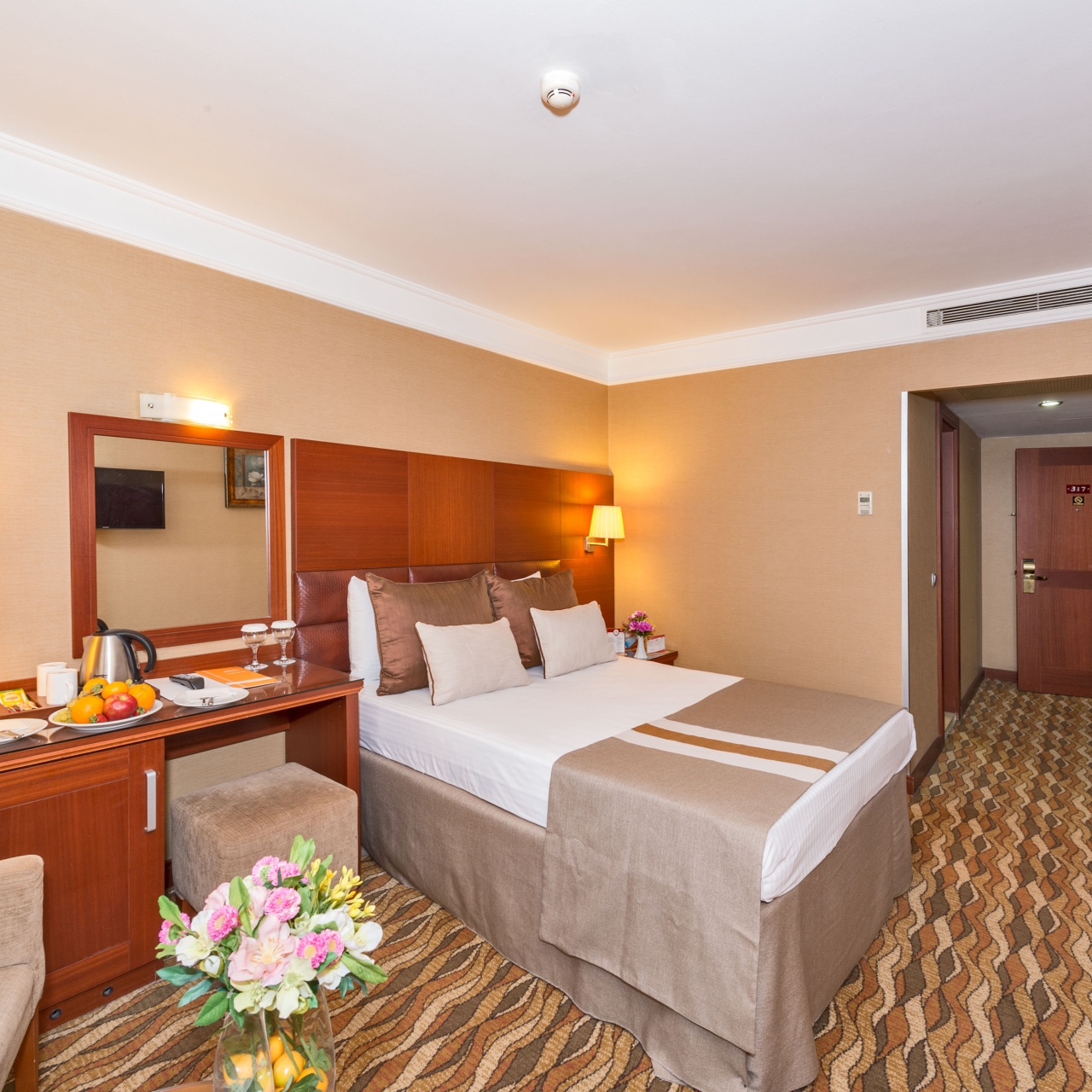 Vicenza Hotel 4 Hrs Star Hotel In Istanbul Istanbul