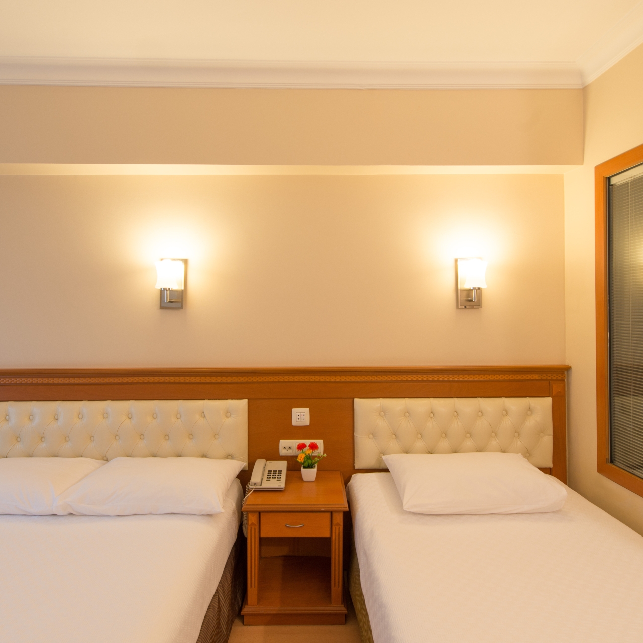 Prestige Hotel 3 Hrs Star Hotel In Istanbul Istanbul