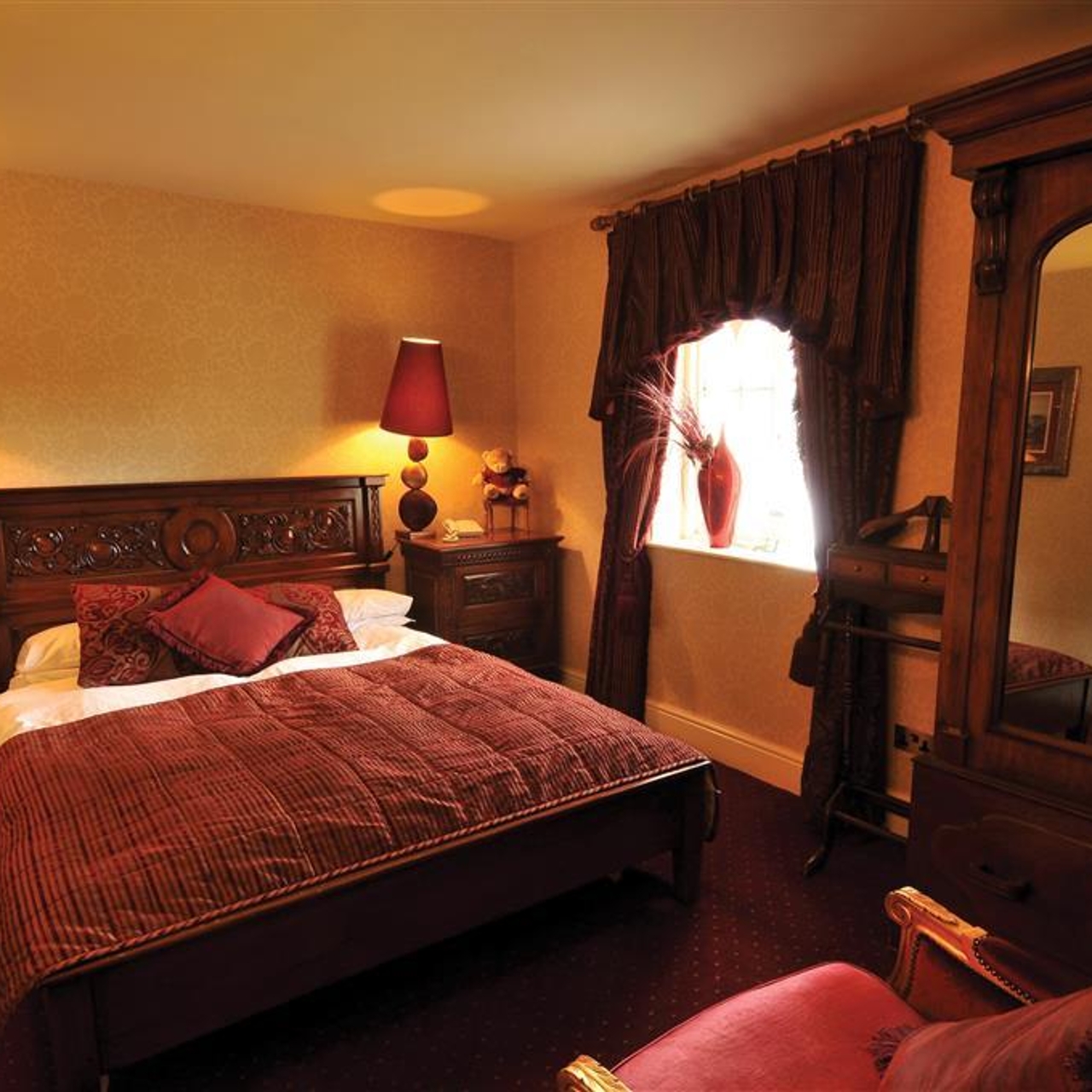 Hallmark Hotel Llyndir Hall Wrexham At Hrs With Free Services