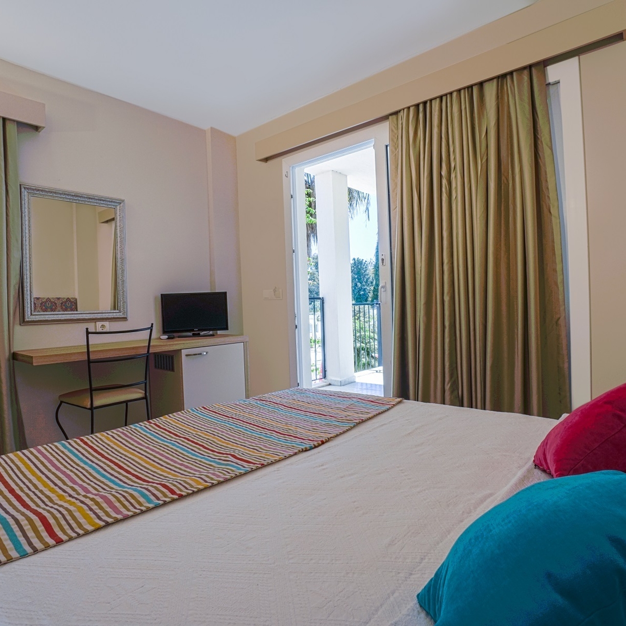 Hotel Paloma Family Club In Bodrum Mugla Hrs
