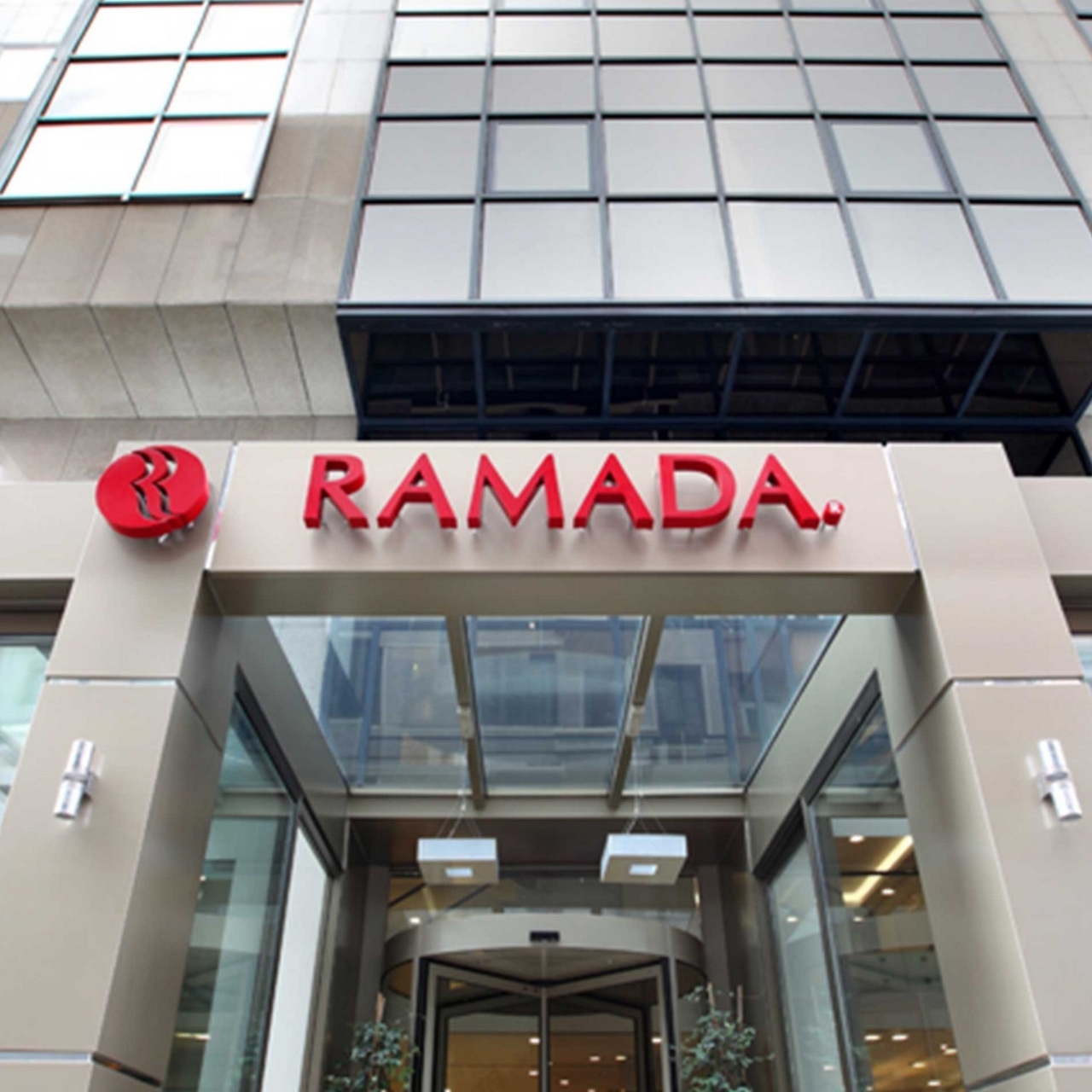 Hotel Ramada By Wyndham Istanbul Taksim 4 Hrs Star Hotel In Istanbul Istanbul