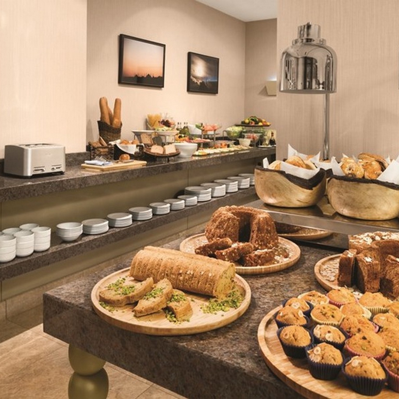 Hotel Ramada By Wyndham Istanbul Taksim 4 Hrs Star Hotel In Istanbul Istanbul