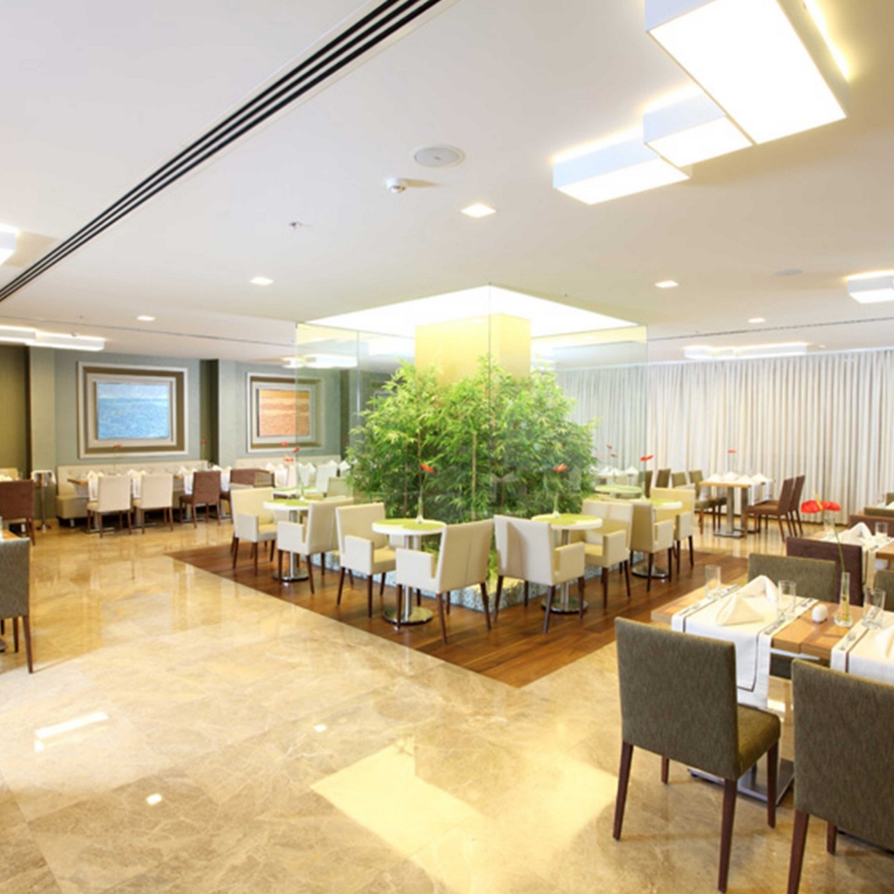Hotel Ramada By Wyndham Istanbul Taksim 4 Hrs Star Hotel In Istanbul Istanbul