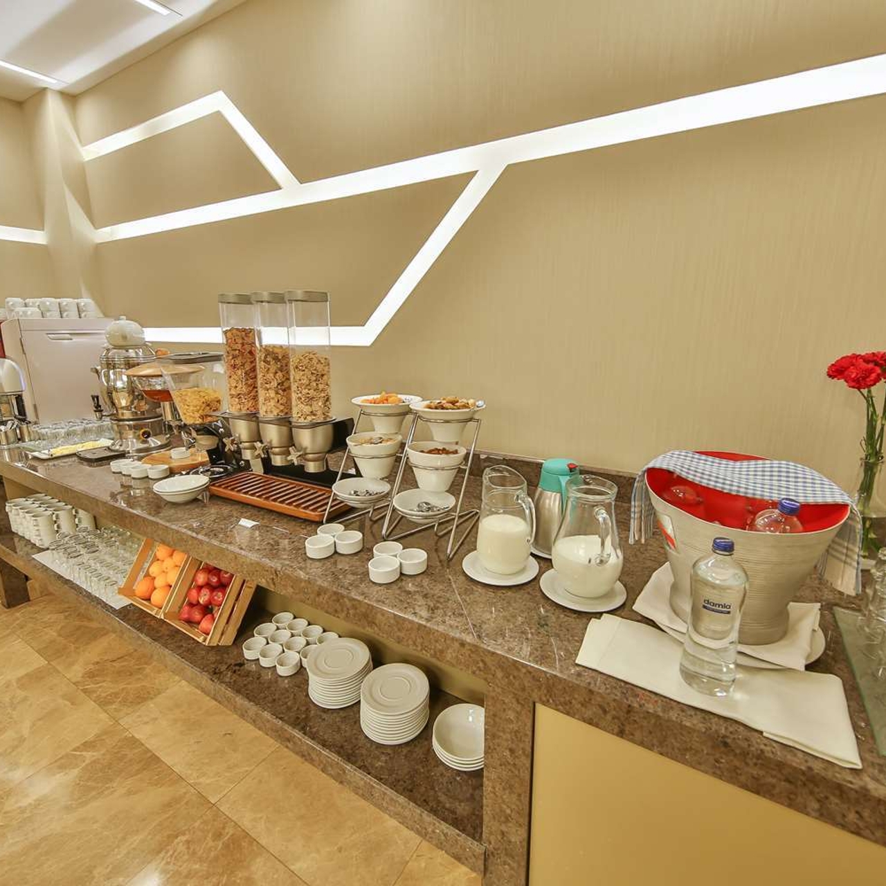 Hotel Ramada By Wyndham Istanbul Taksim 4 Hrs Star Hotel In Istanbul Istanbul
