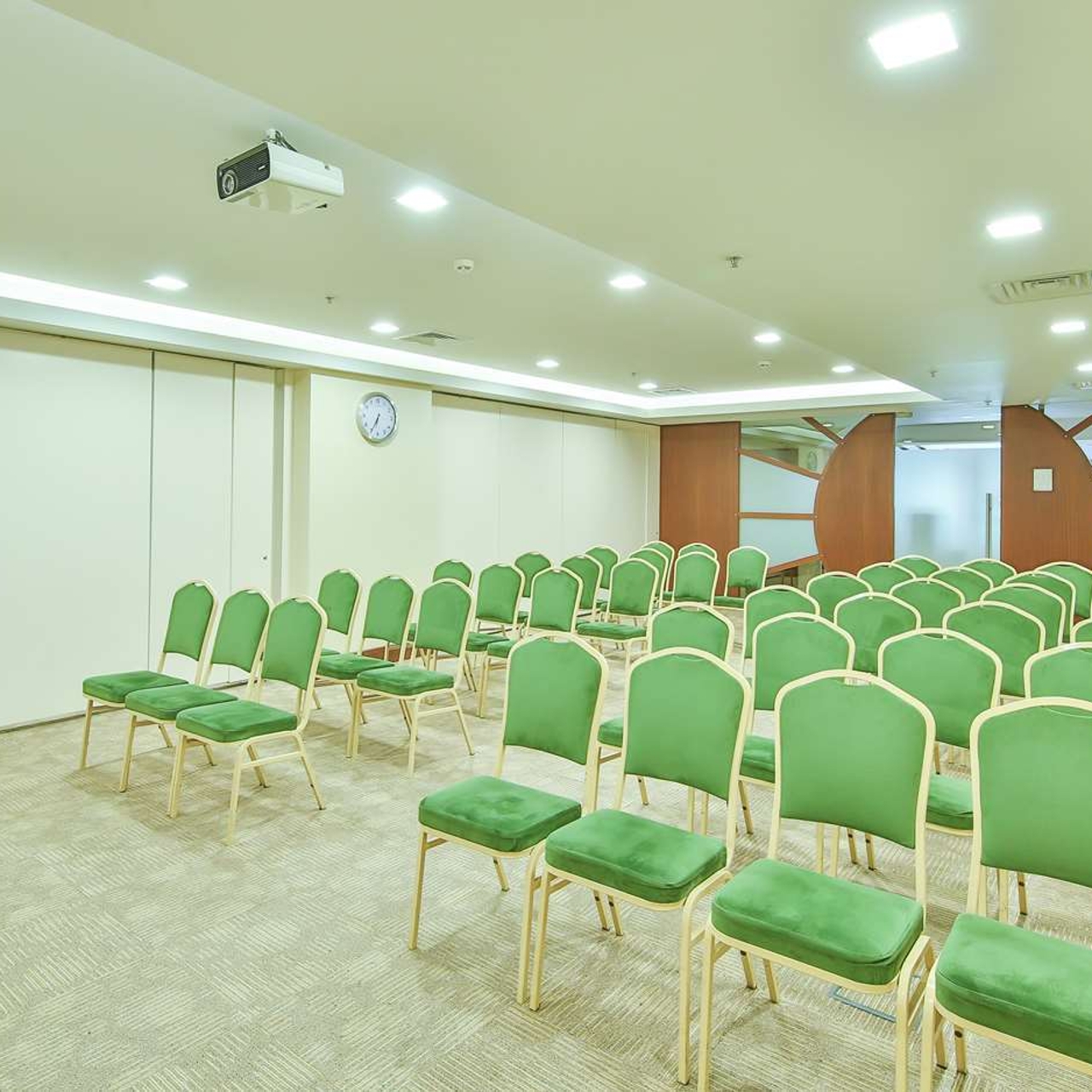 Hotel Ramada By Wyndham Istanbul Taksim 4 Hrs Star Hotel In Istanbul Istanbul