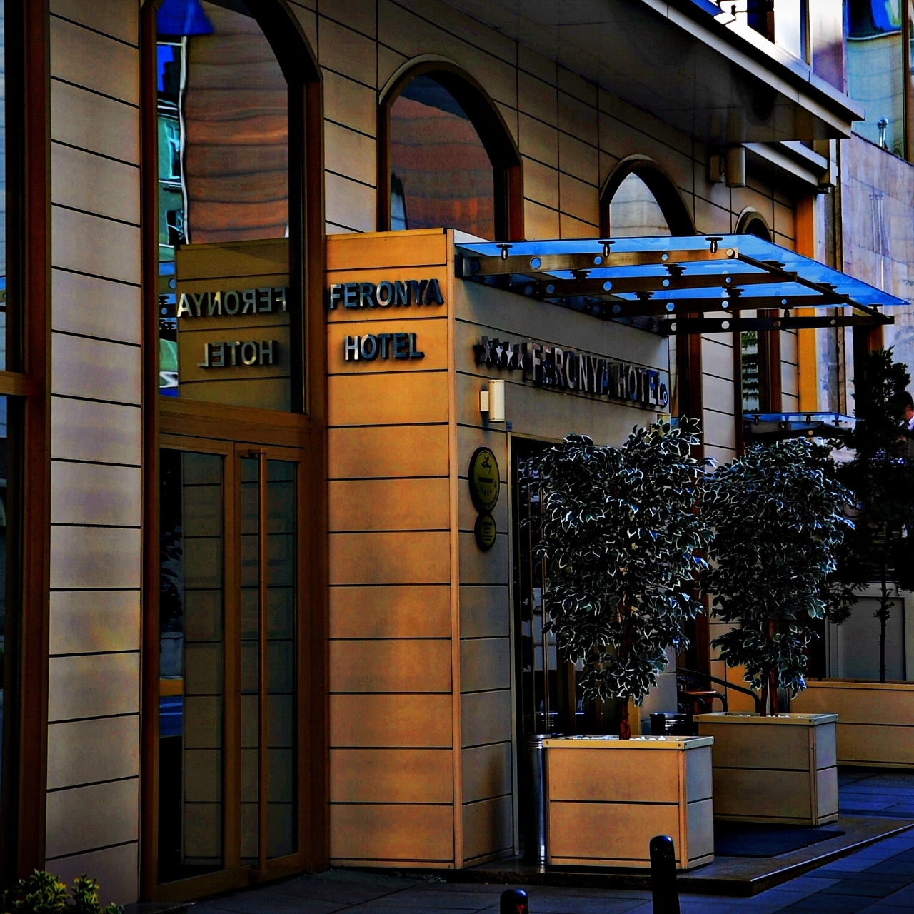 Feronya Hotel 4 Hrs Star Hotel In Istanbul Istanbul