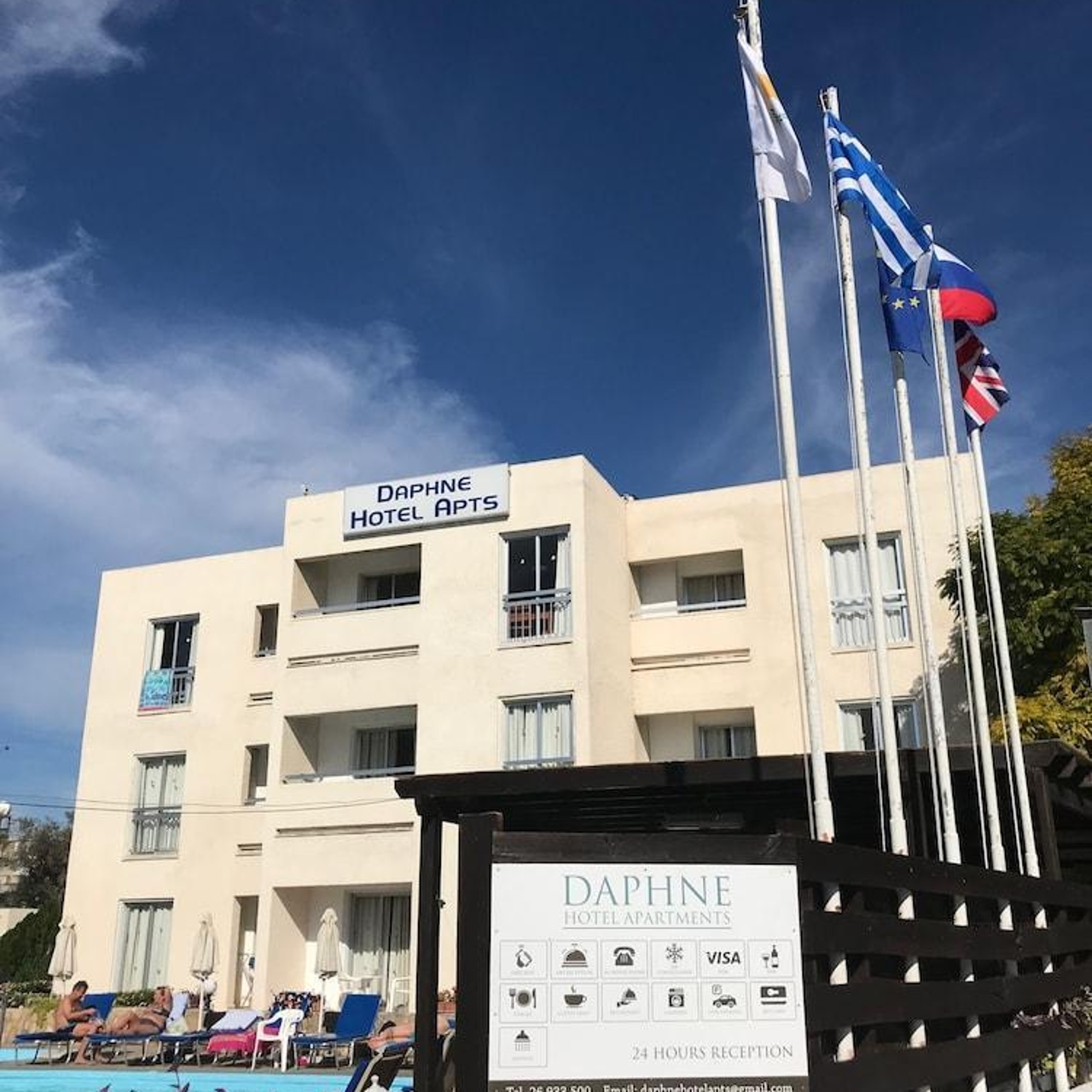daphne hotel apartments cyprus at hrs with free services