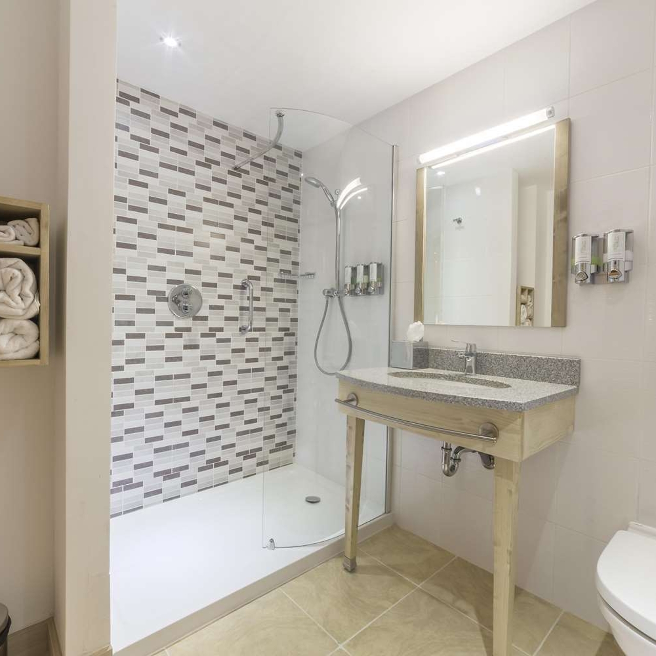 Hotel Hampton By Hilton Iasi Romania At Hrs With Free Services