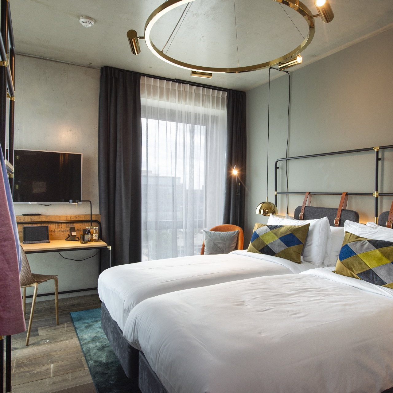 Four Elements Hotel Amsterdam barato con HRS