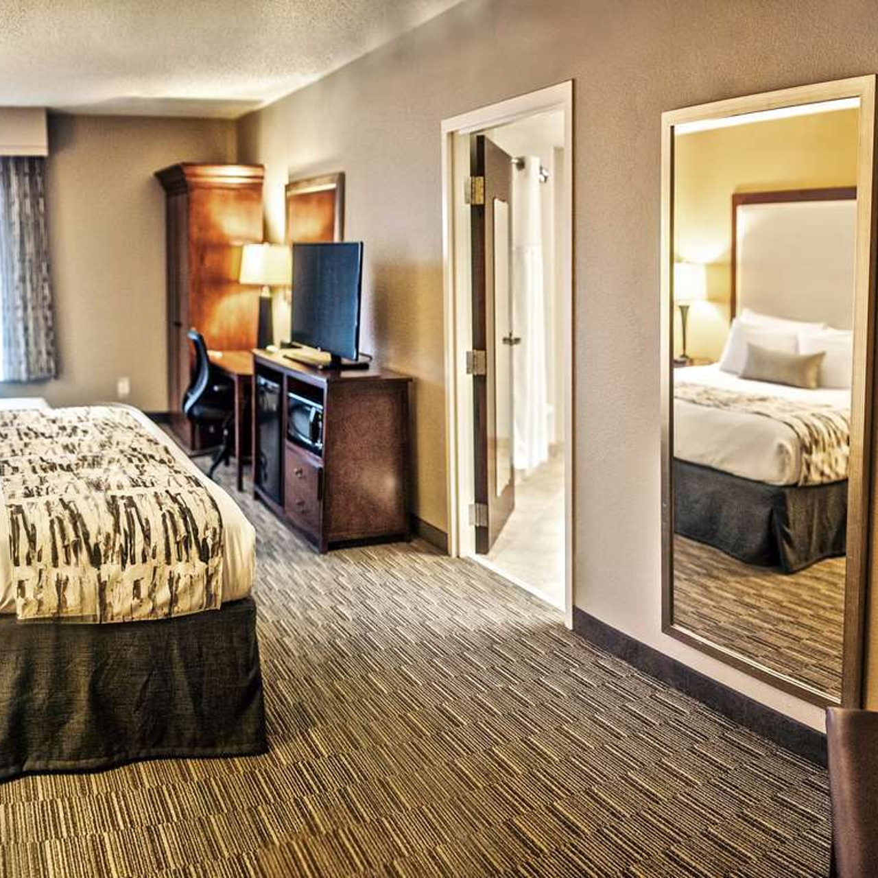 Best Western Plus Cincinnati Riverfront Downtown Area United States Of America At Hrs With Free Services
