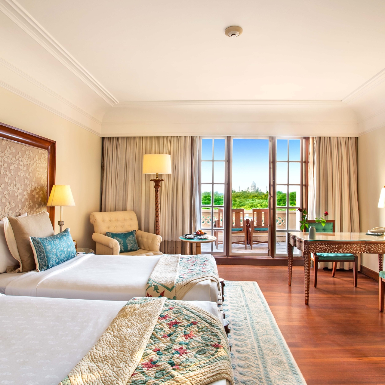 Hotel Agra The Oberoi Amarvilas India At Hrs With Free Services This is the best hotel in agra. hotel agra the oberoi amarvilas india