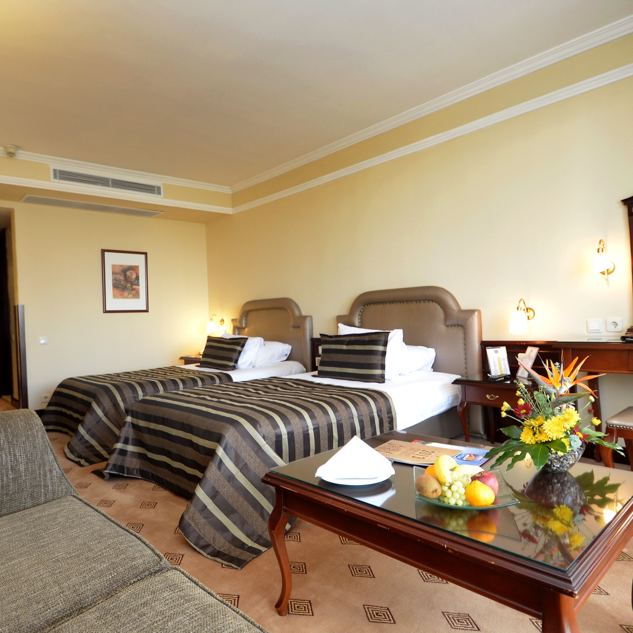 Hotel Karaca Otel 4 Hrs Star Hotel In Izmir