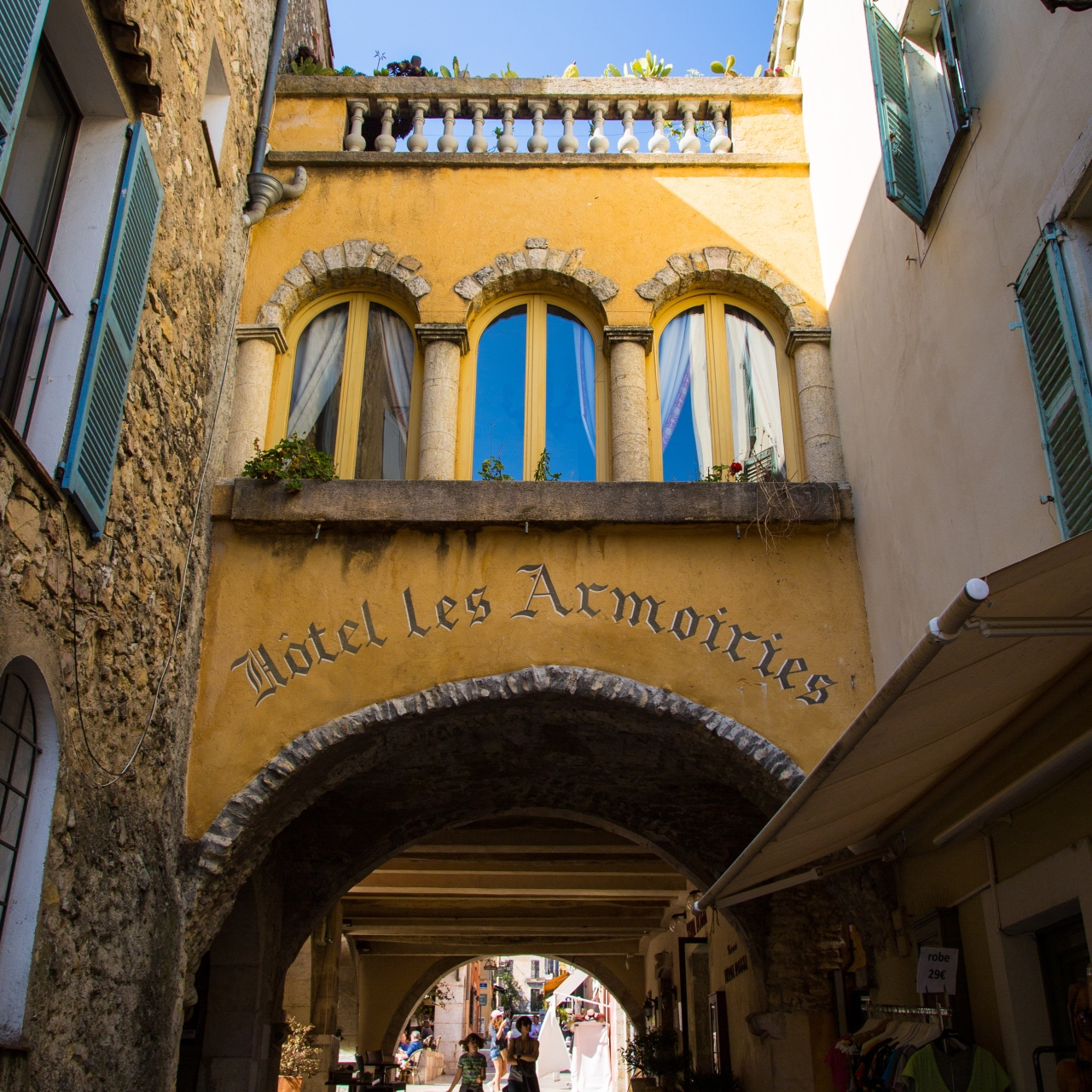 Hotel Les Armoiries 3 Hrs Star Hotel In Valbonne Provence Alpes Cote D Azur