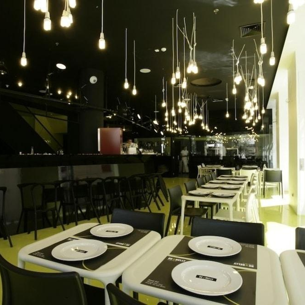 Goli i bosi hostel cijene
