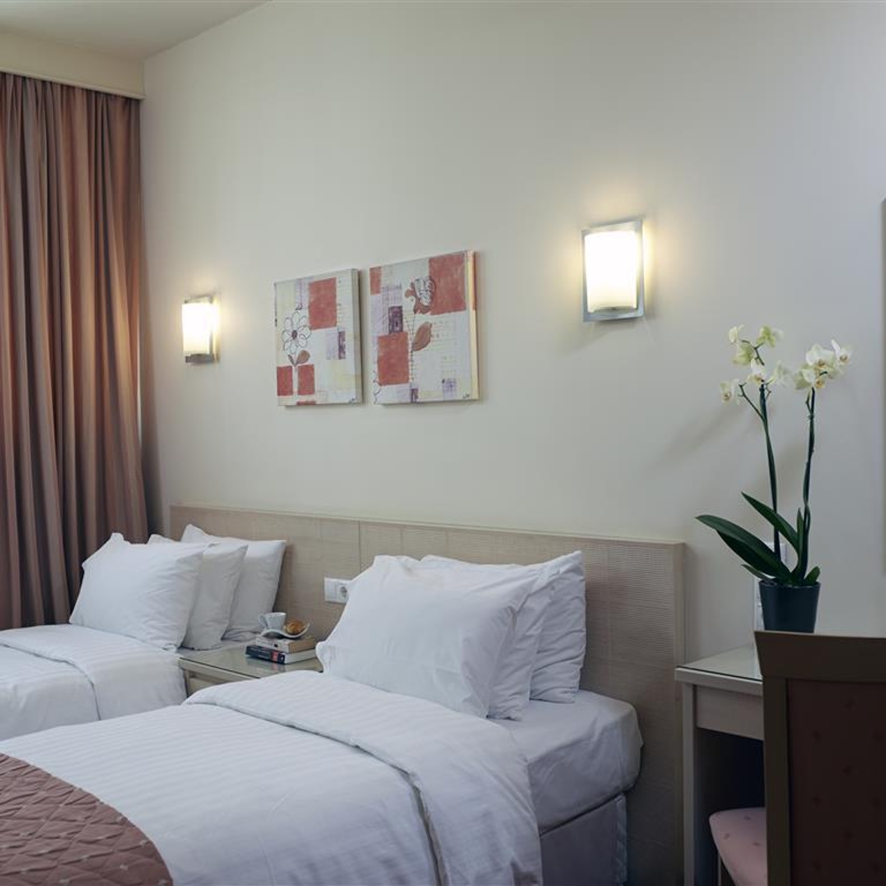 BEST WESTERN PLUS AMAZON HOTEL - 3 HRS star hotel in Athens (Attica)