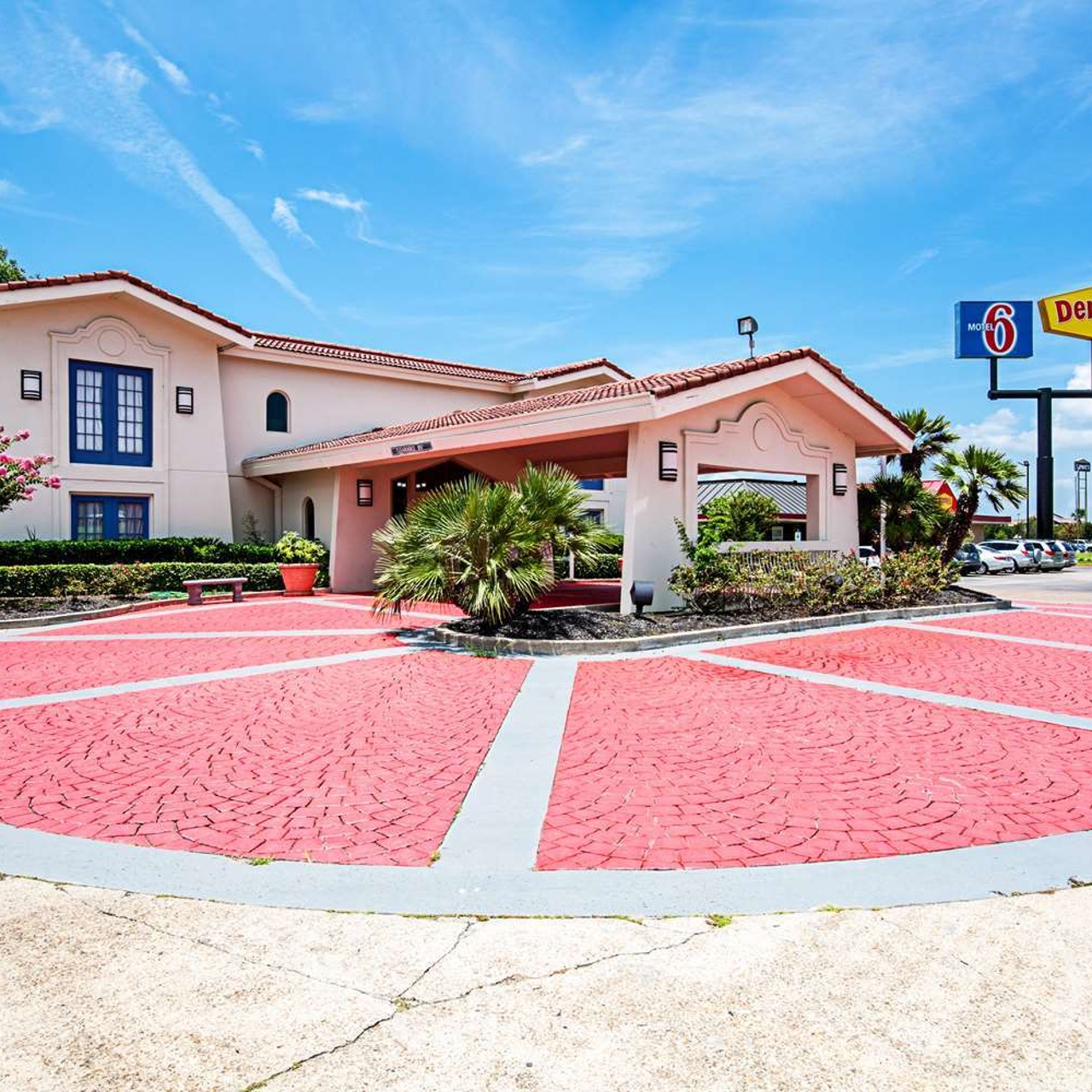 La Quinta Inn Texas City United States Of America At Hrs With Free Services From here, guests can enjoy easy access to all that the lively city has to offer. la quinta inn texas city united states