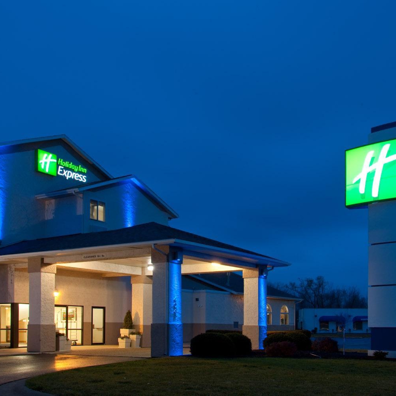 Hotel Wingate By Wyndham Auburn United States Of America At Hrs With Free Services Guest reviews for days inn by wyndham lanham washington d.c. hrs