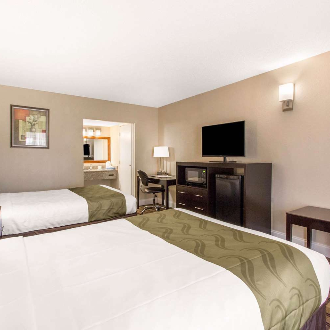 Quality Inn Conference Center In Tampa Florida Hrs