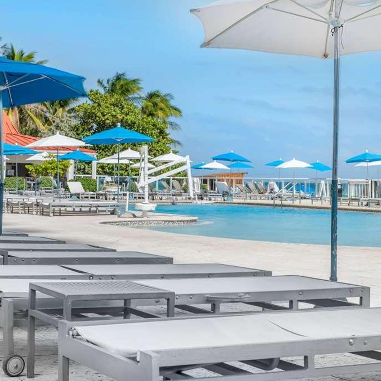 Hotel Ramada Plaza by Wyndham Marco Polo Beach Resort - Sunny Isles Beach  presso HRS con servizi gratuiti