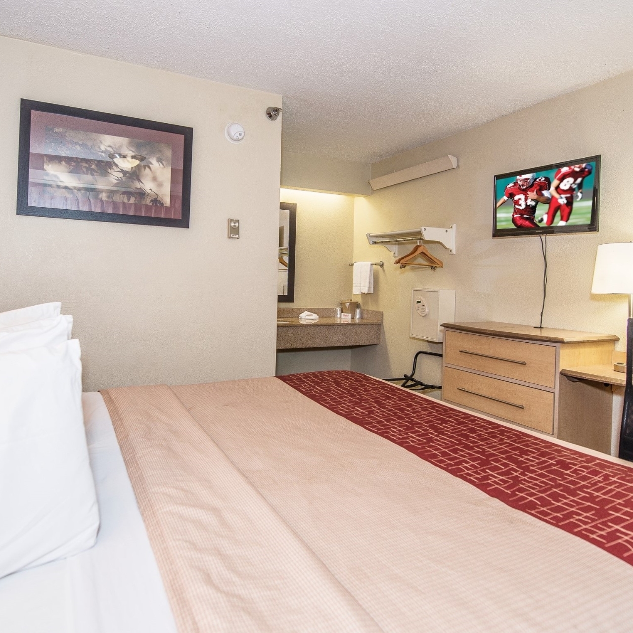 Hotel Red Roof Tampa Brandon In Tampa Florida Hrs