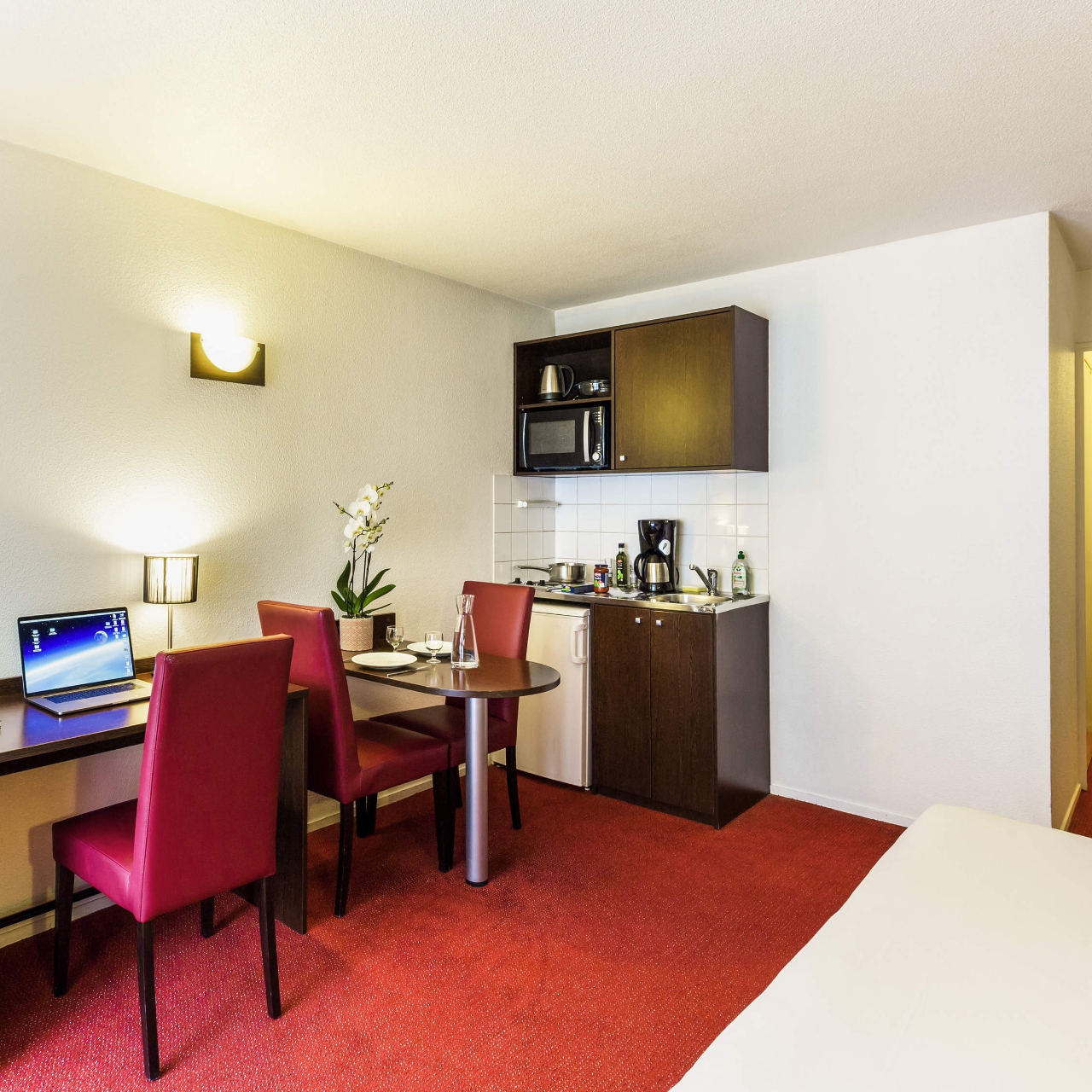 aparthotel adagio access vanves porte de versailles paris at hrs with free services