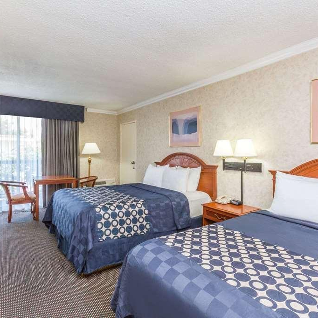 DAYS INN LAX VENICE BEACH in Inglewood (California) - HRS