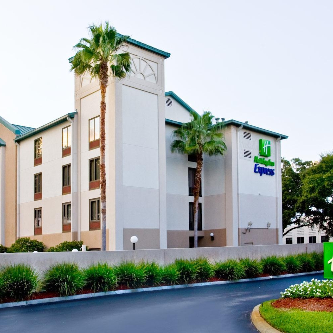 Holiday Inn Express Tampa Brandon 3 Hrs Star Hotel In Brandon