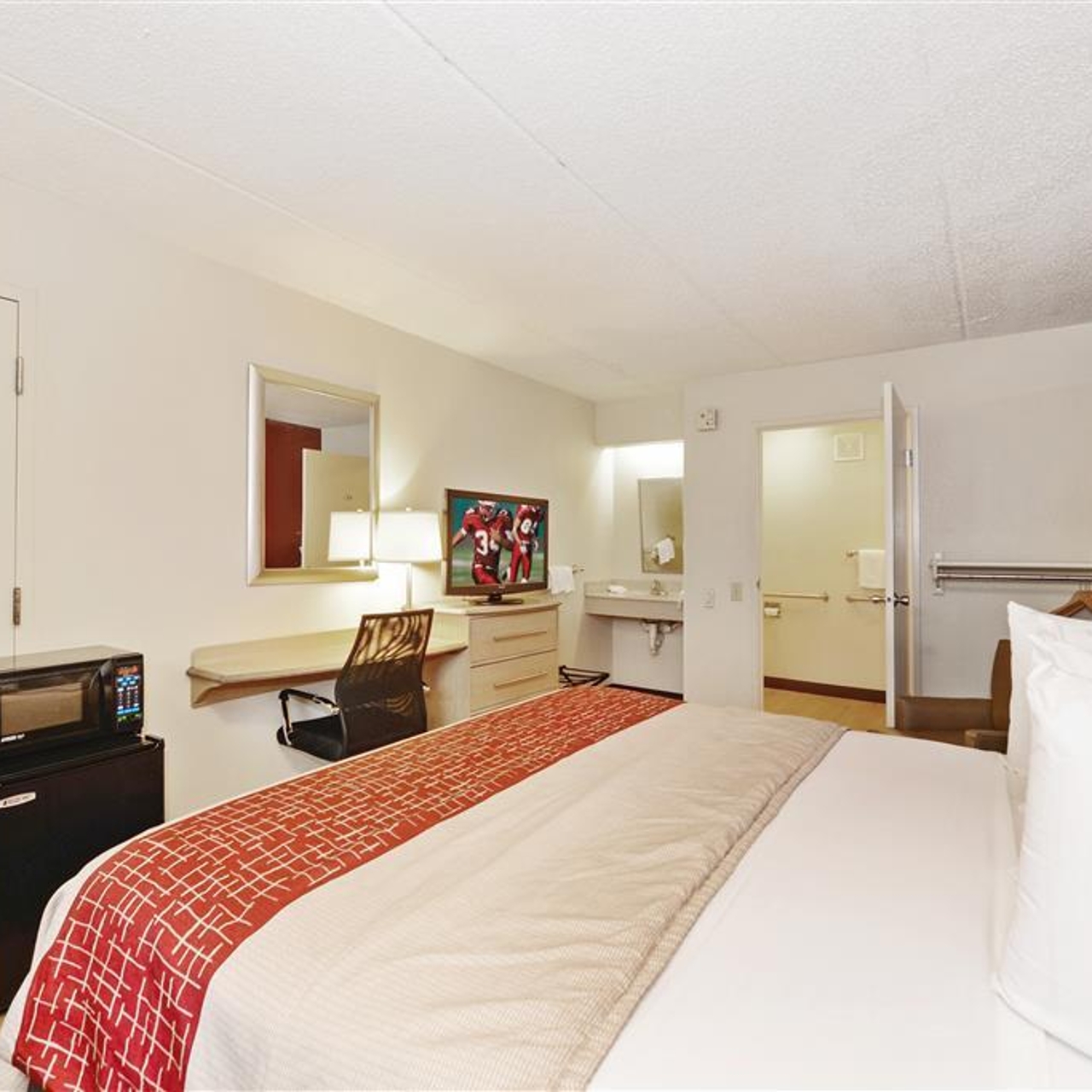 Hotel Red Roof Tampa Fairgrounds Casino In Tampa Florida Hrs