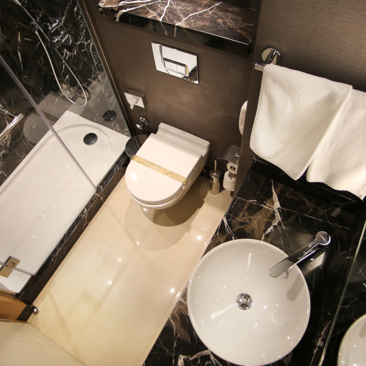 Berr Hotel 4 Hrs Star Hotel In Istanbul Istanbul