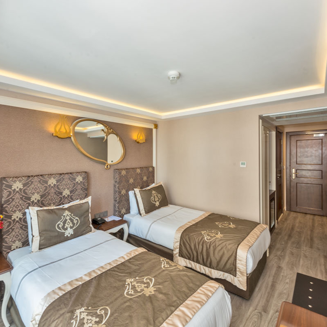 The Pera Hill Hotel 3 Hrs Star Hotel In Istanbul Istanbul
