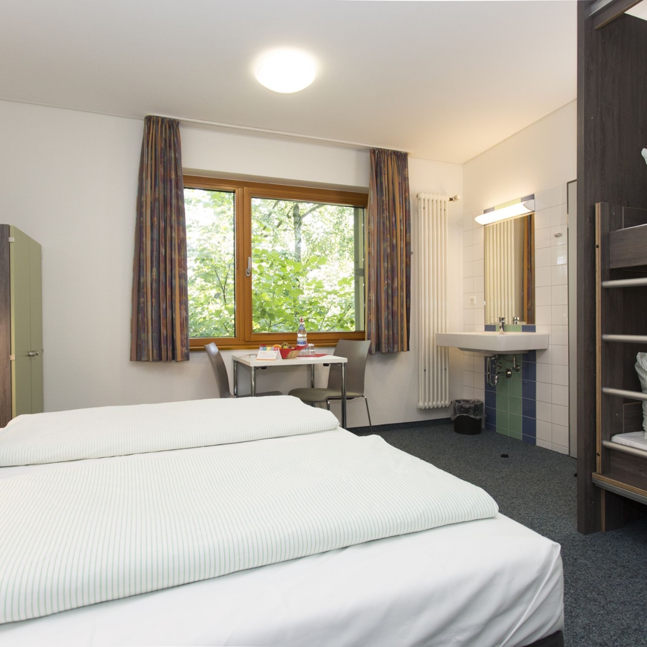 Hotel Jugendherberge Aachen Euregionales Jugendgastehaus In Aachen North Rhine Westphalia Hrs