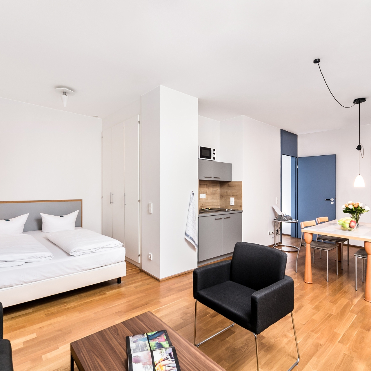 Hotel Art Appart Suiten 4 Hrs Star Hotel In Berlin