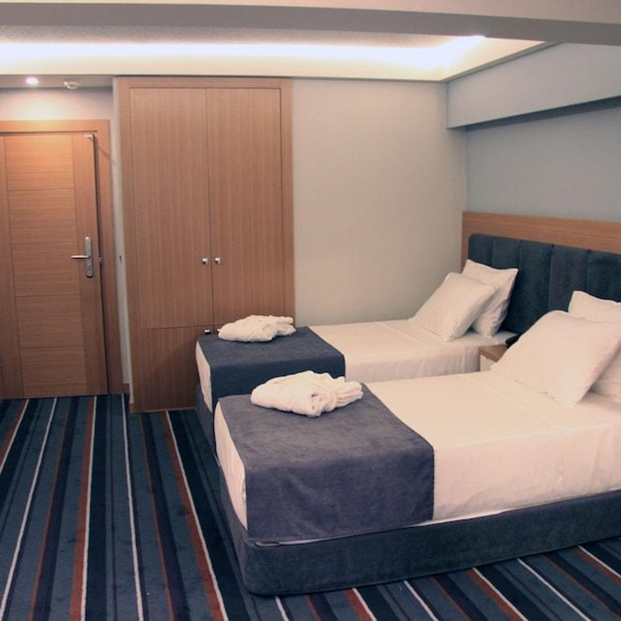 Bergama Hotel 3 Hrs Star Hotel In Istanbul Istanbul