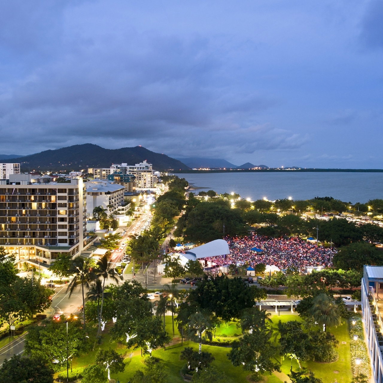Pacific Hotel Cairns Australia At Hrs With Free Services Pacific Hotel Cairns Australia At Hrs With Free Services