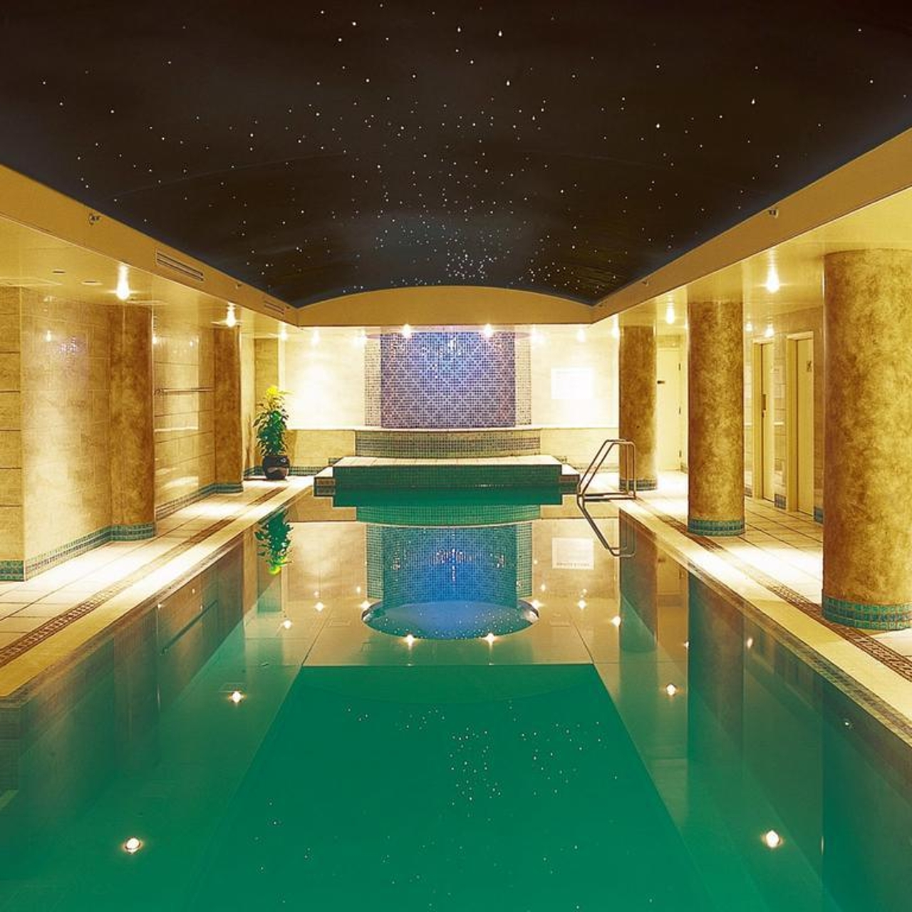 Hotel Waldorf Sydney Cbd Serviced Apartments 3 Hrs Star Hotel In Sydney State Of New South Wales