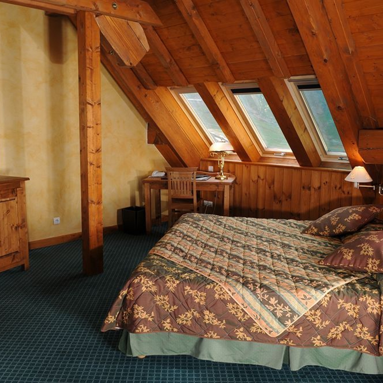 Hotel des Glaciers - 4 HRS star hotel in Villar-d'Arêne  (Provence-Alpes-Côte d'Azur)