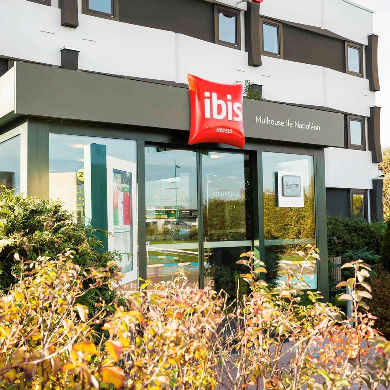 Hotel Ibis Mulhouse Ile Napoleon 3 Hrs Star Hotel In Sausheim