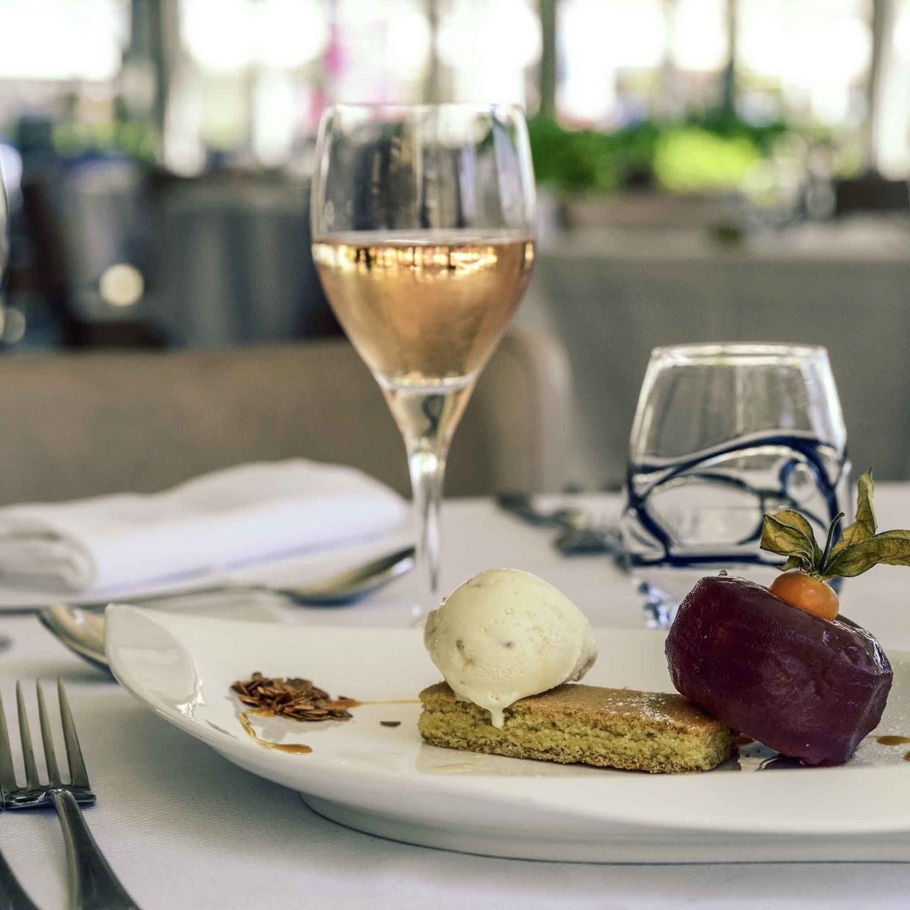 La Grande Motte Languedoc Roussillon France L Europe Hrs