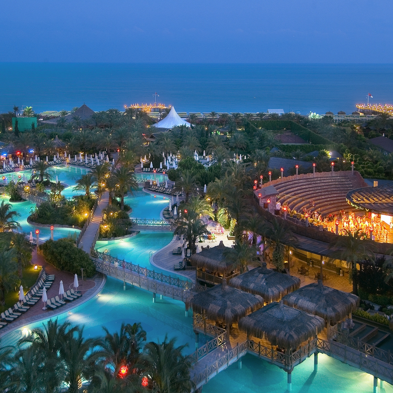 Royal_Wings_Hotel_Ultra_All_Inclusive-Antalya-Exterior_view-5-169503.jpg